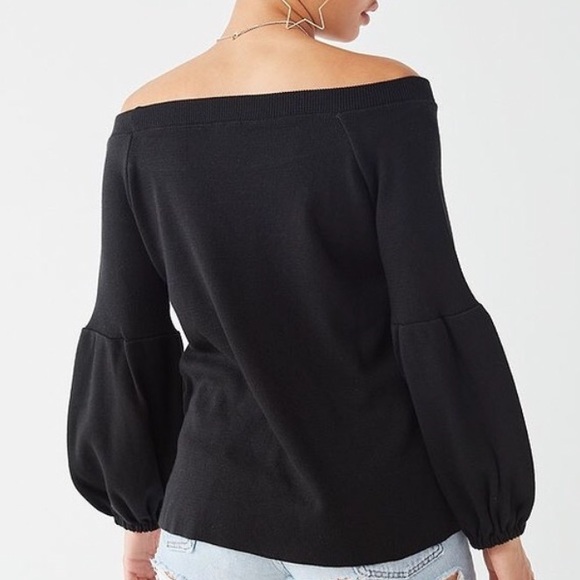 NWT UO Off Shoulder Bubble Sleeve Sweater - Picture 2 of 5